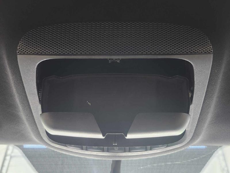 2017 Lincoln MKC Front Console