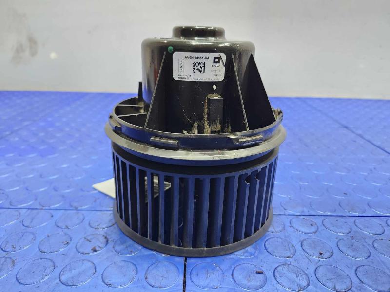 2013 Ford Focus Blower Motor
