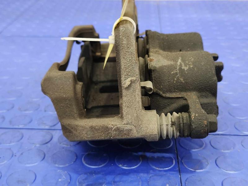 2016 Subaru Legacy Caliper