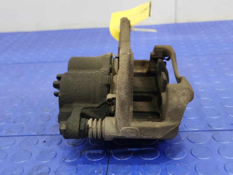 2016 Subaru Legacy Caliper