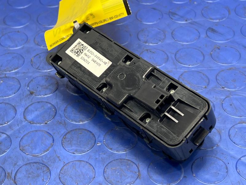 2012 Land Rover Evoque Door Switch Front