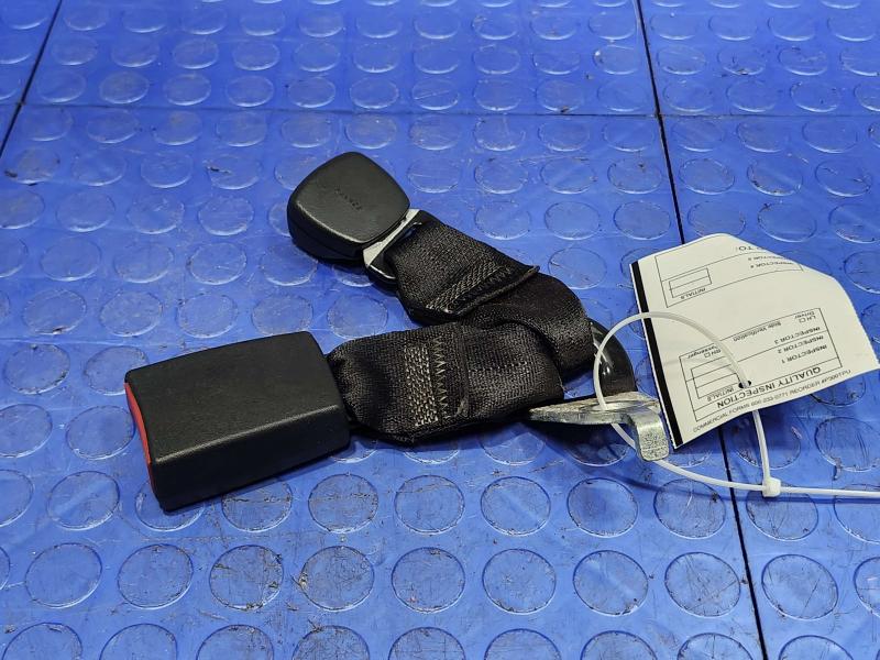 2012 Dodge Grand Caravan Rear Seat Belt