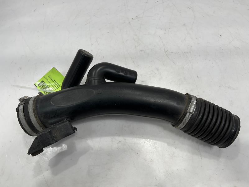 2008 Jaguar XK Air Intake Tube/Resonator