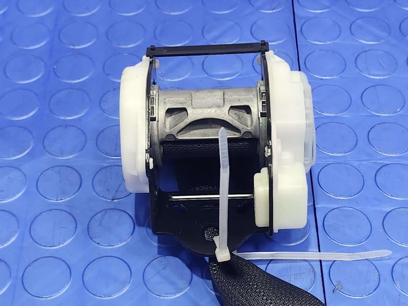 2013 Infiniti FX35 Rear Seat Belt