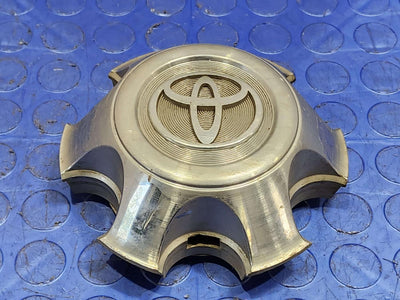 2003 Toyota 4Runner Center Cap