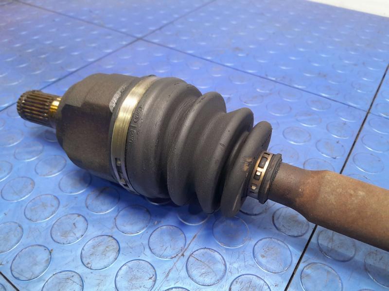 2013 Kia Forte Axle Shaft