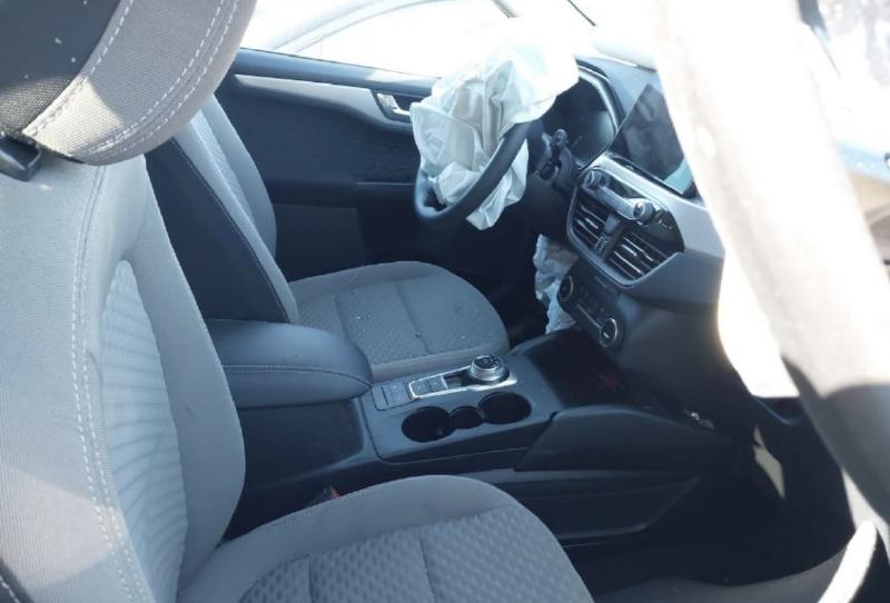 2020 Ford Escape Center Pillar