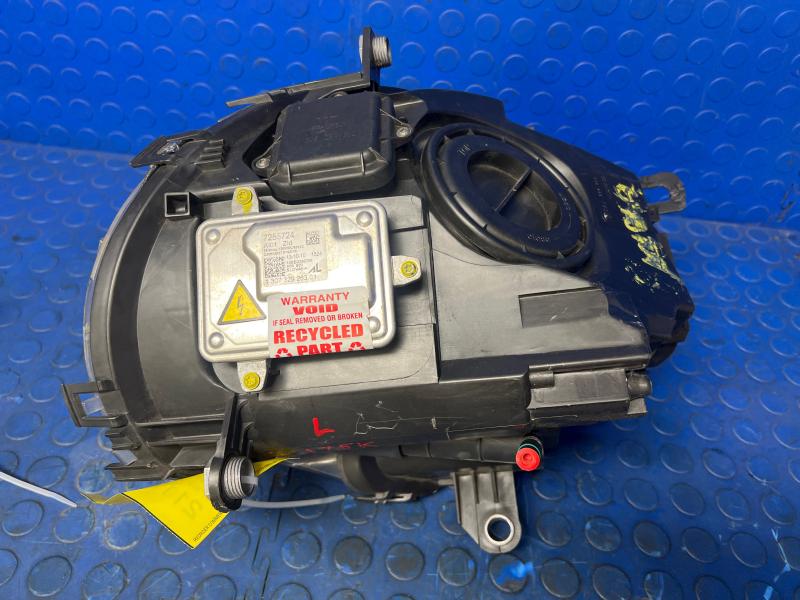 2011 MINI Cooper Headlamp Assembly