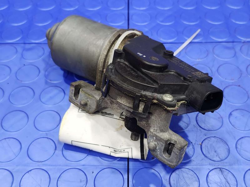 2011 Kia Sorento Wiper Motor Front