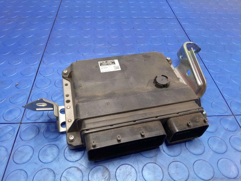 2010 Toyota Prius Engine/Motor Brain Box