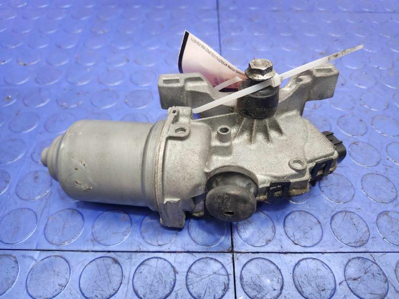 2013 Lexus GS 350 Wiper Motor Front