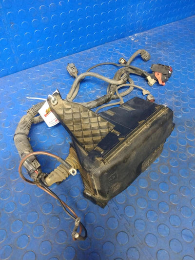 2006 - 2014 Volvo XC90 Fuse Box Assembly Engine Compartment OEM