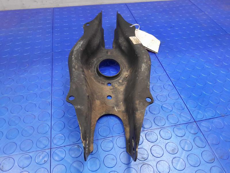 2017 Mercedes C-Class Lower Control Arm Rr