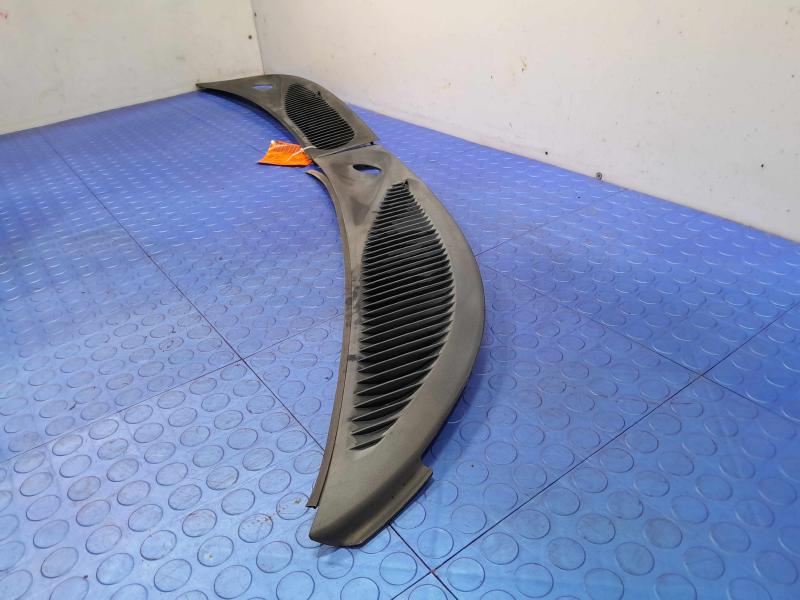 2005 Ford Explorer Cowl