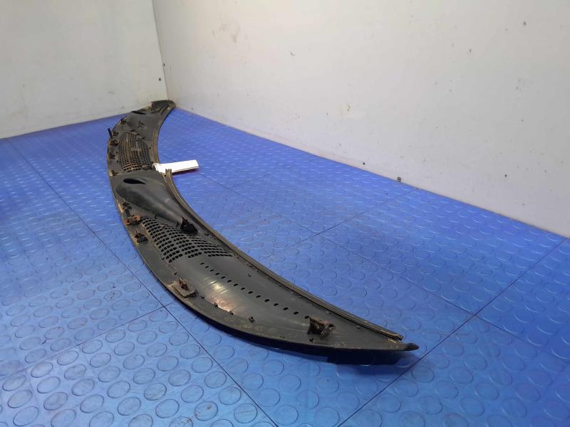 2005 Ford Explorer Cowl