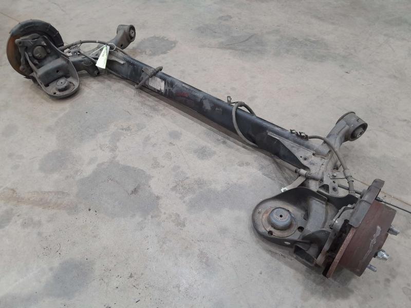 2010-2013 Kia Forte Beam Axle Assembly Torsion Axle - Disc Brakes OEM 551001M100
