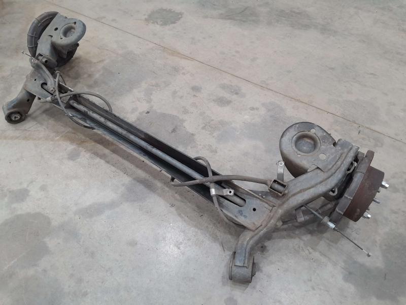 2010-2013 Kia Forte Beam Axle Assembly Torsion Axle - Disc Brakes OEM 551001M100