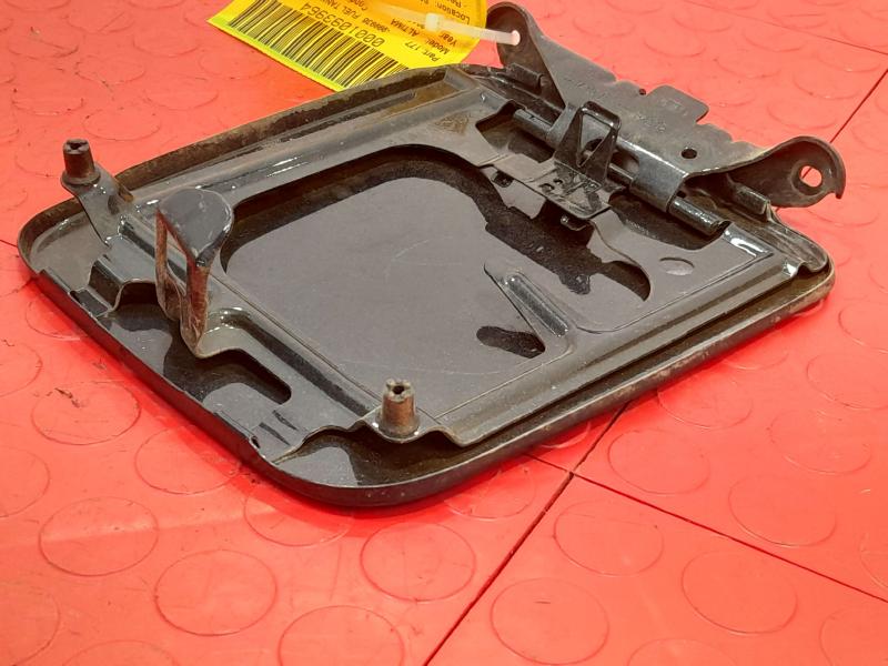 2015 Nissan Altima Fuel Tank Door