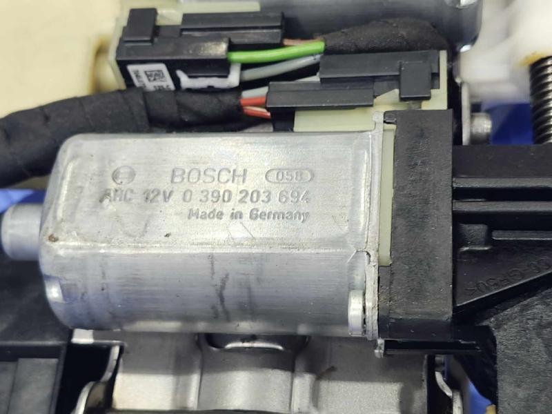 2017 Audi Q7 Steering Column
