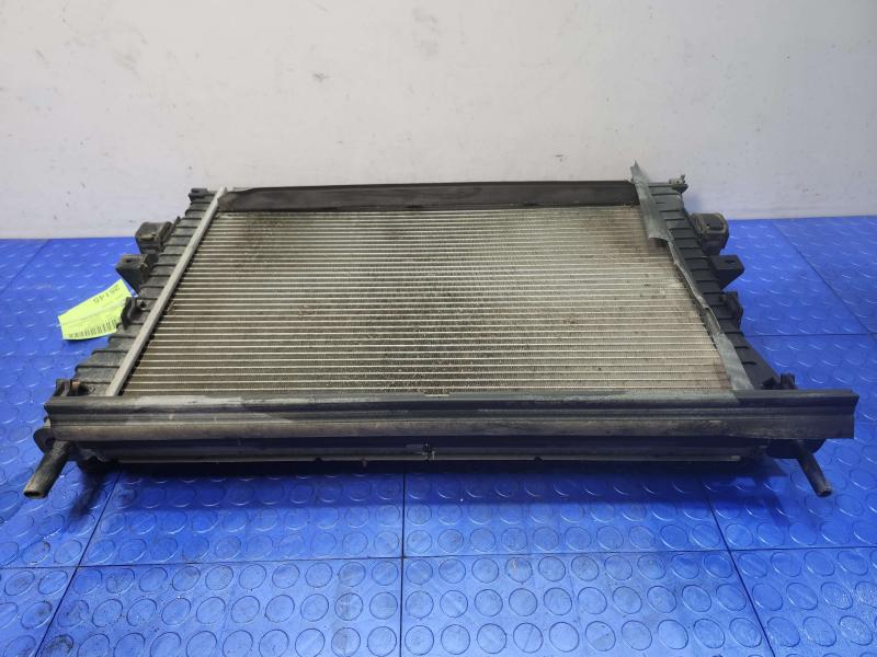 2003 Lincoln Town Car Radiator