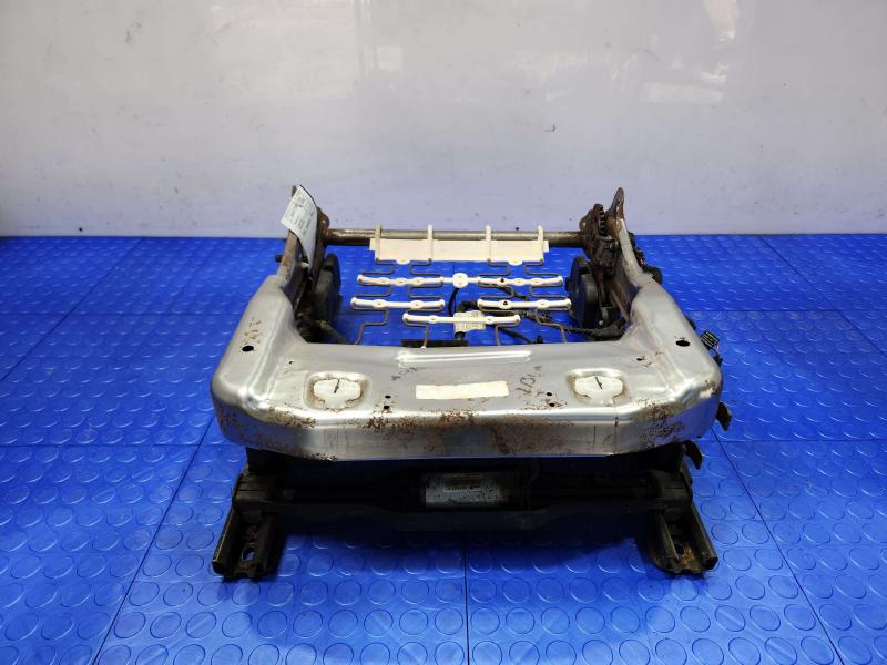 2022 Nissan Altima Seat Track