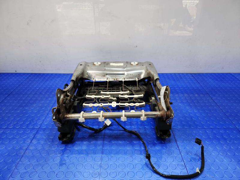 2022 Nissan Altima Seat Track