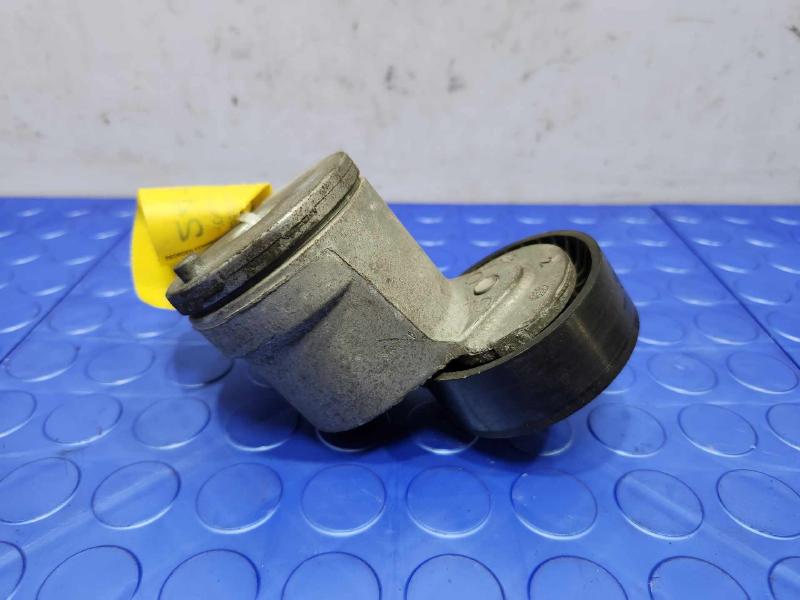 2015 Subaru Legacy Engine Belt Tensioner