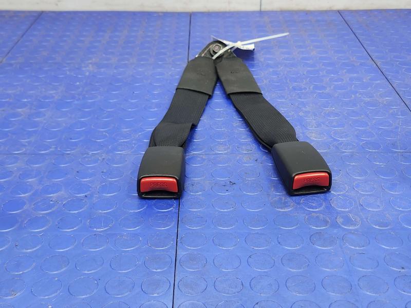 2019 Nissan Titan Rear Seat Belt