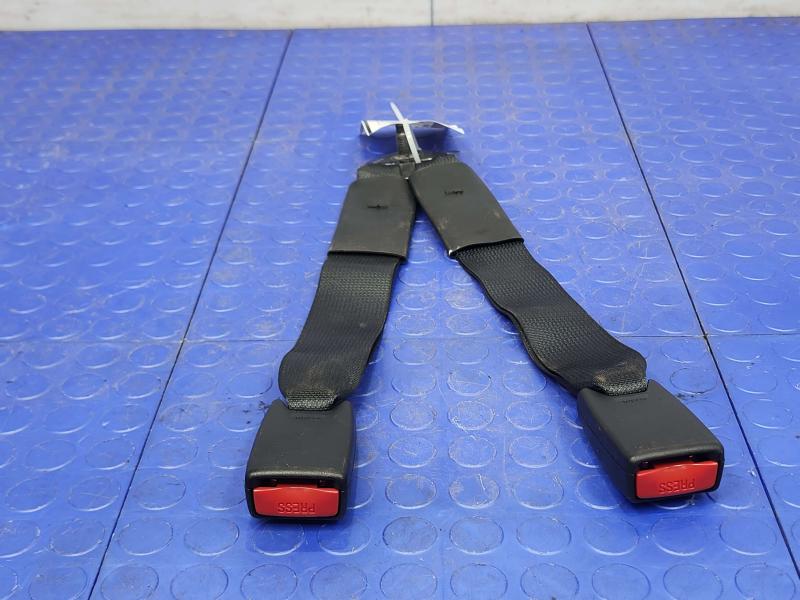 2019 Nissan Titan Rear Seat Belt