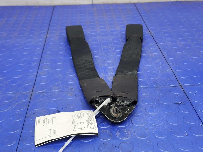 2019 Nissan Titan Rear Seat Belt