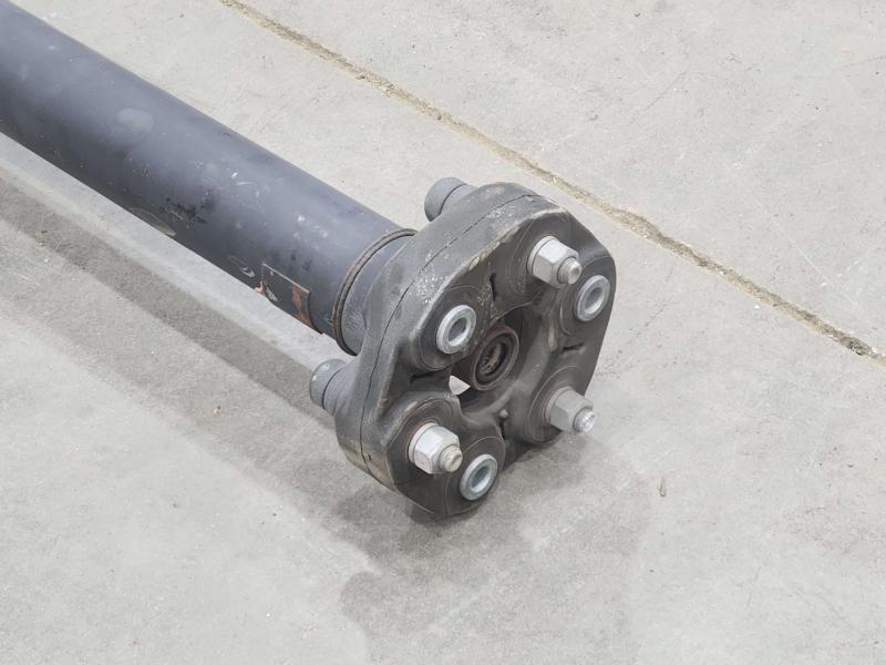 2014 Dodge Challenger Rear Drive Shaft
