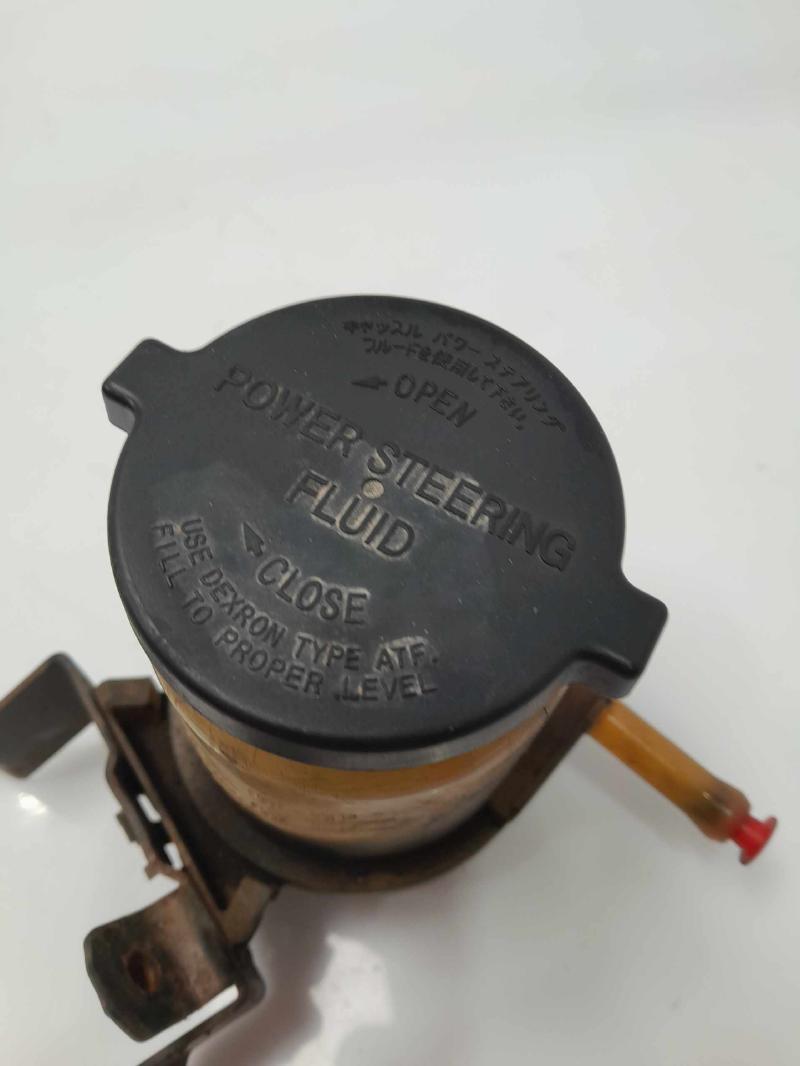 2001 - 2005 Toyota Rav4 Power Steering Fluid Reservoir OEM 4436042030