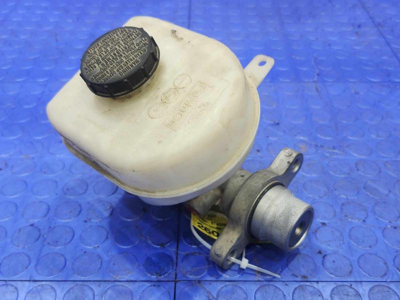 2011-2012 Ford F-250 F-350 Brake Master Cylinder Assembly Genuine OEM BC3Z2140A