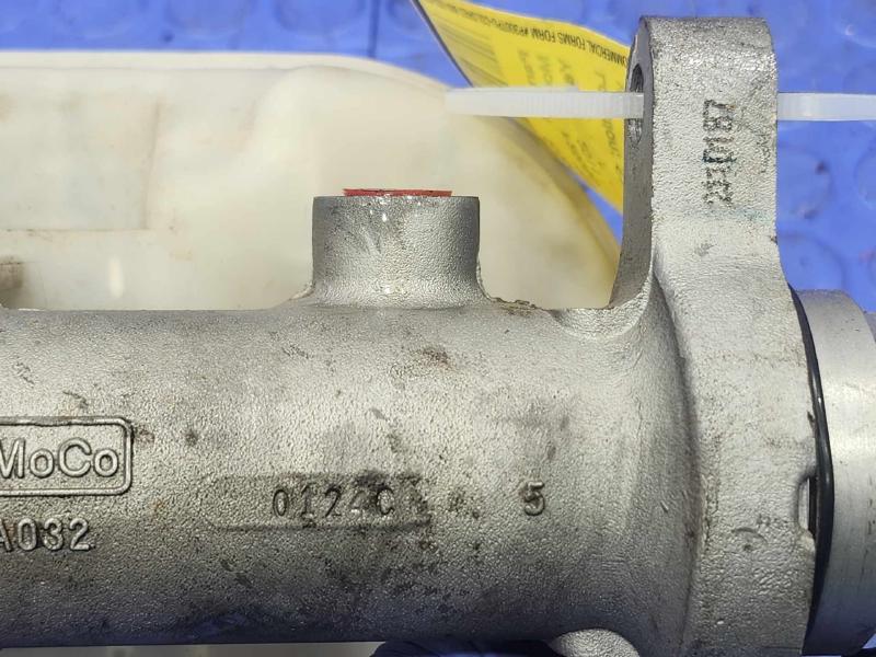 2011-2012 Ford F-250 F-350 Brake Master Cylinder Assembly Genuine OEM BC3Z2140A