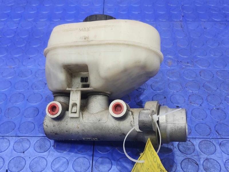 2011-2012 Ford F-250 F-350 Brake Master Cylinder Assembly Genuine OEM BC3Z2140A