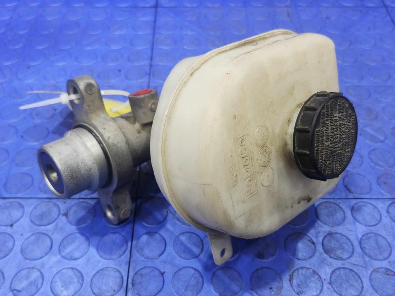 2011-2012 Ford F-250 F-350 Brake Master Cylinder Assembly Genuine OEM BC3Z2140A