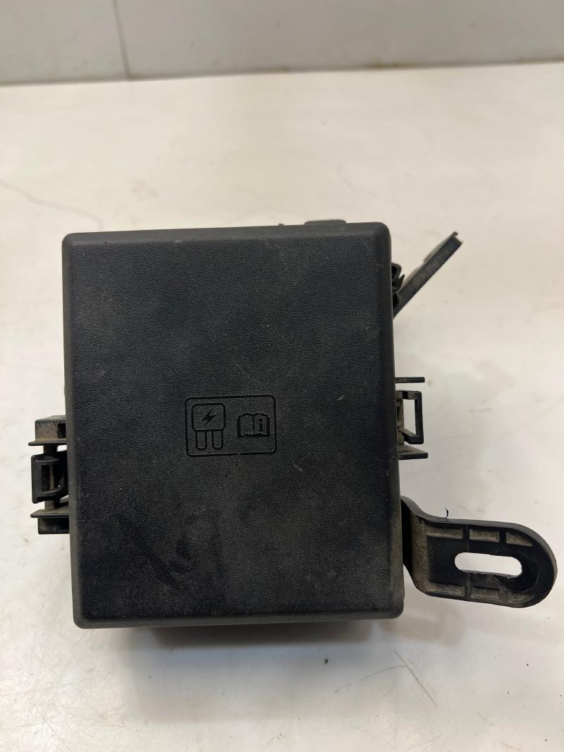 2019 Ford EcoSport Engine Fuse Box