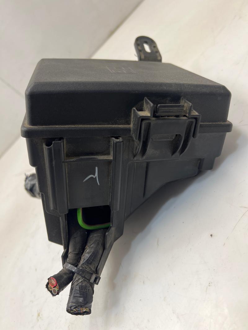 2019 Ford EcoSport Engine Fuse Box