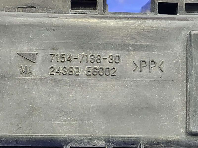 2013 Nissan Pathfinder Engine Fuse Box