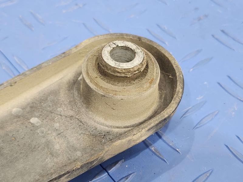 2015 Chevrolet Tahoe Track/Watts Linkage