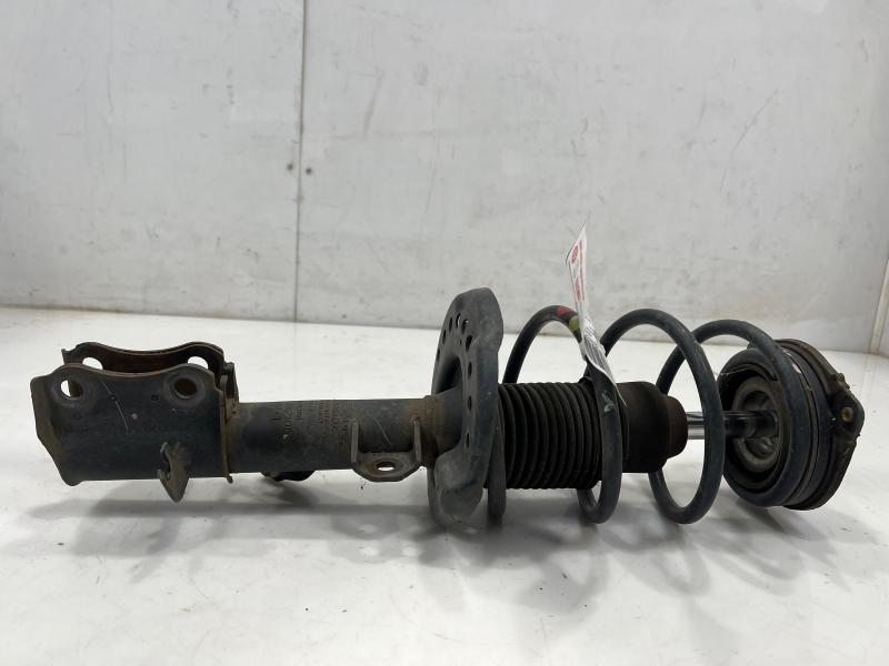 2013 - 2019 Nissan Sentra Front Strut Assembly LH Driver Side OEM E43039AM0B