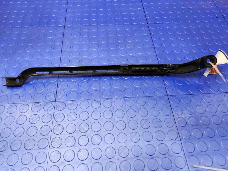 2014 Chevrolet Silverado 1500 Wiper Arm
