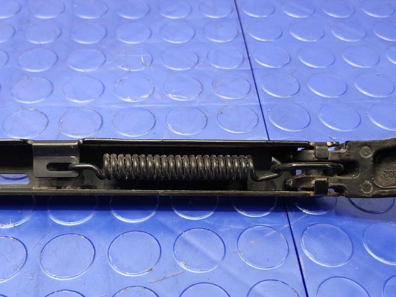 2014 Chevrolet Silverado 1500 Wiper Arm