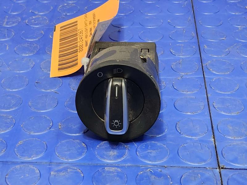 2015 Volkswagen Beetle Headlight Switch (Dash Mtd)
