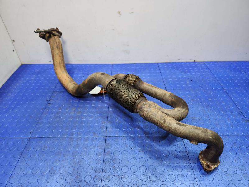 2015-2018 Kia Sedona 3.3L Front Exhaust Crossover Pipe Genuine OEM 28610A9100