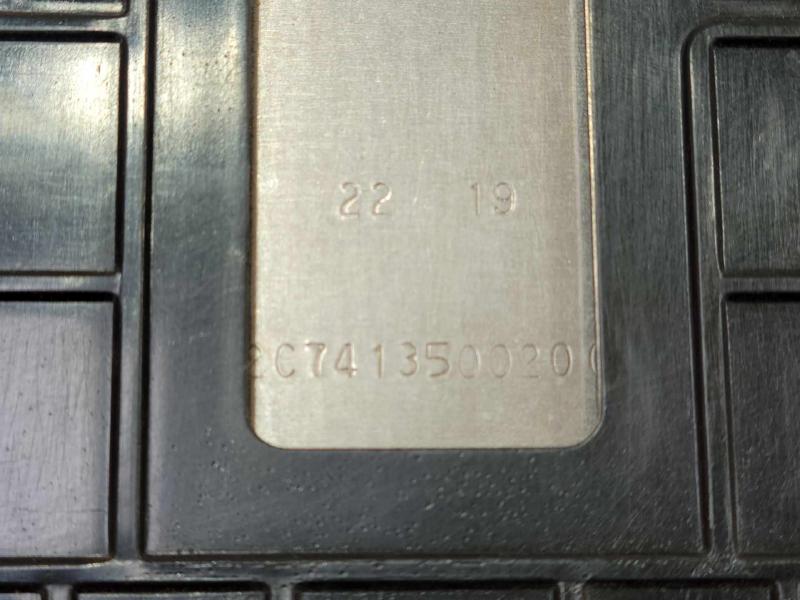 2020 Nissan Versa Camera/Projector