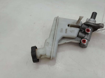 2013 Kia Sportage Master Cylinder