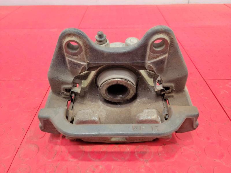 2013 GMC Yukon Caliper
