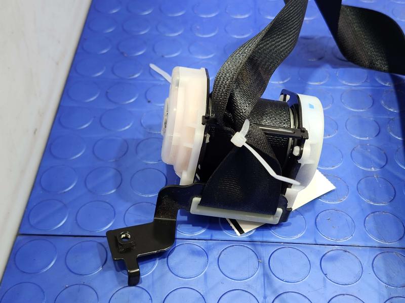 2016 Honda Fit Rear Seat Belt