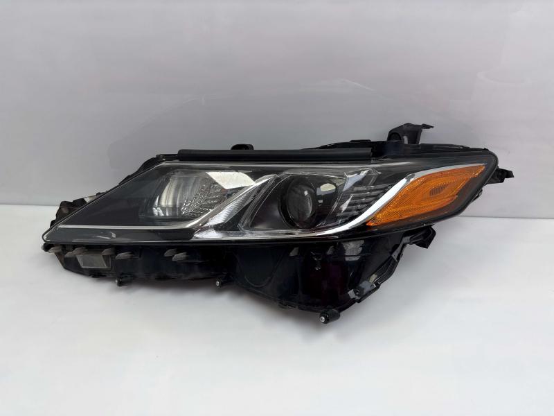 2018 Toyota Camry Headlamp Assembly